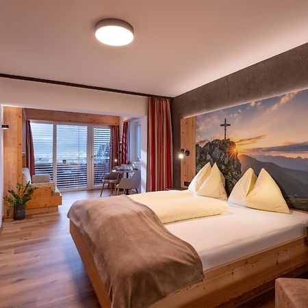 Das Sonnleiten Ski- Und Motorradhotel Bruck Im Zillertal Bruck am Ziller Exterior photo